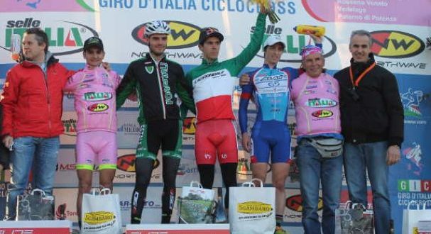 finale-con-i-brividi-al-giro-ditalia-ciclocross-jpg