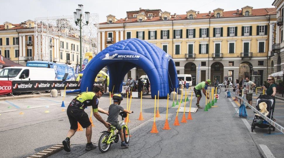 L'Esercito Italiano a fianco de La Fausto Coppi Officine Mattio