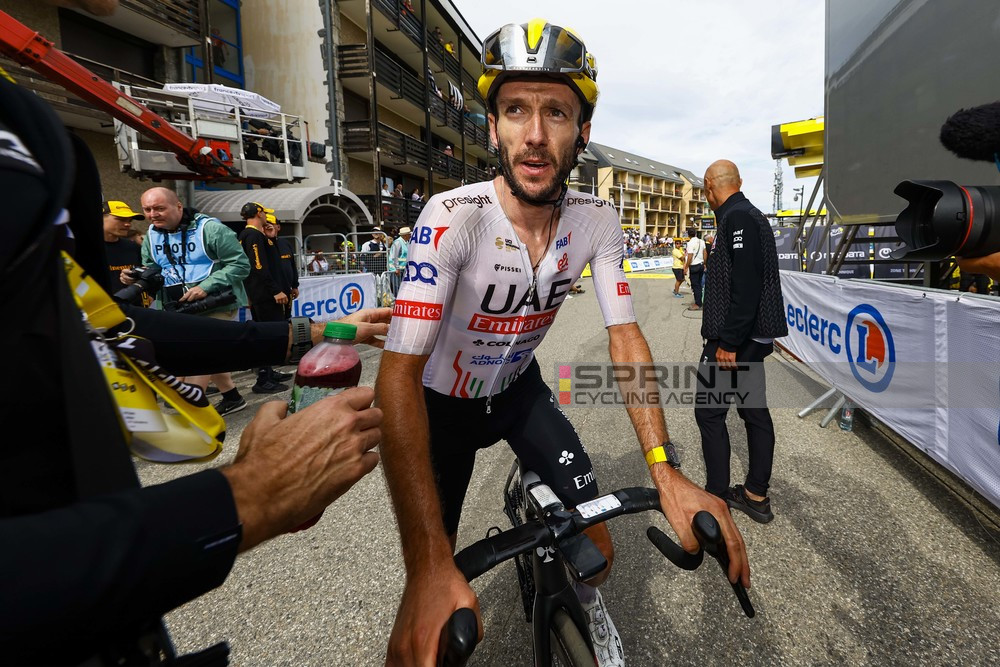 Tour De France Adam Yates Non Era Nei Nostri Piani Ma Pogacar Stava Particolarmente Bene