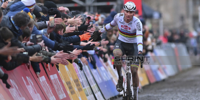 Ciclocross, van der Poel stravince anche a Gavere. Vanthourenhout è secondo e allunga in Coppa del Mondo