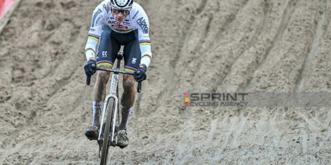 Mathieu van der Poel torna e stravince in Coppa del Mondo a Zonhoven: successo schiacciante