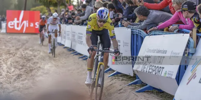 I 4 scontri tra van der Poel e van Aert nel ciclocross